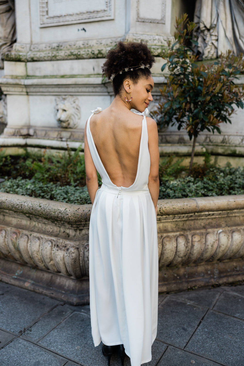 Robe de Mariage Civil "L'Élégante" - Raffinement en Soie Ivoire