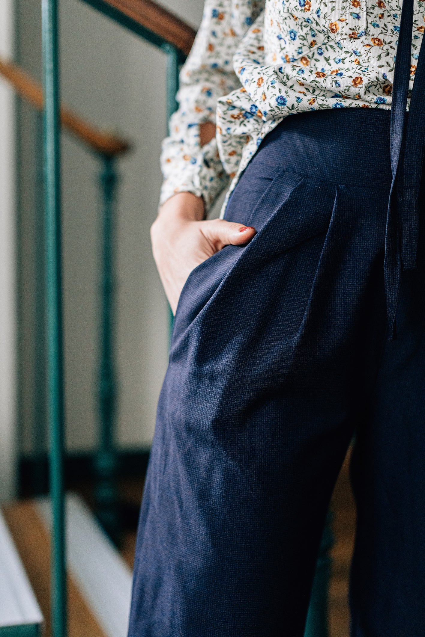 Pantalon taille haute en coton Super 100, coupe tailleur de l'ensemble 'Apolline